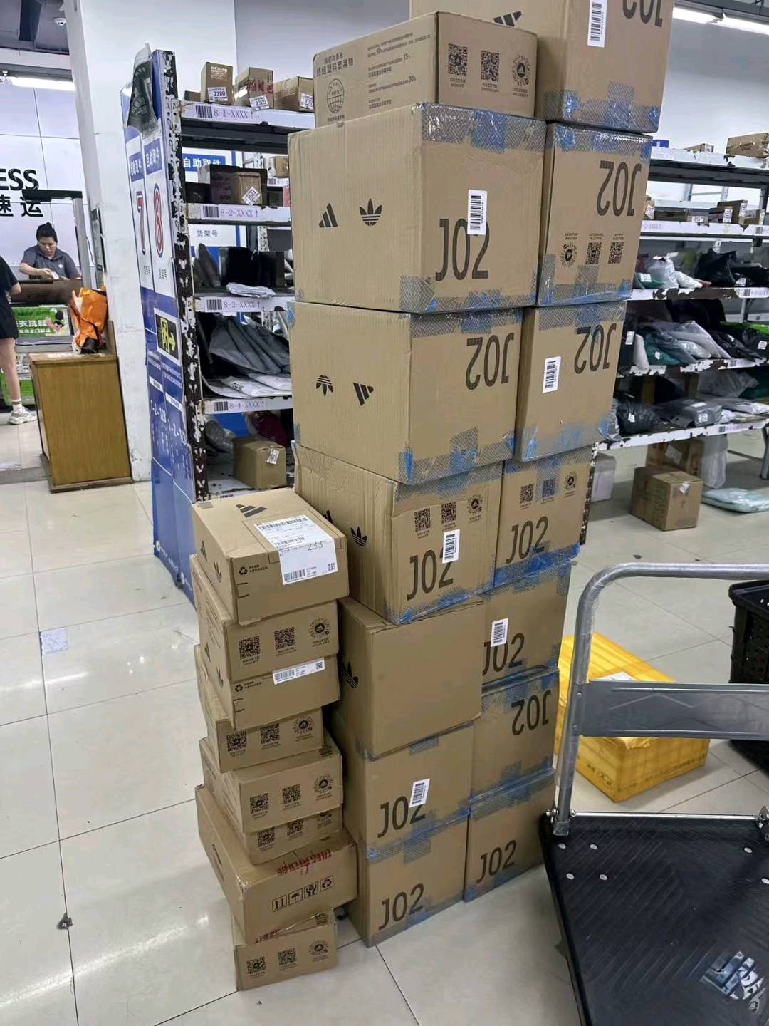 刘先生得物项目搬砖！一单利润500-800+ 低买高卖赚差价形式