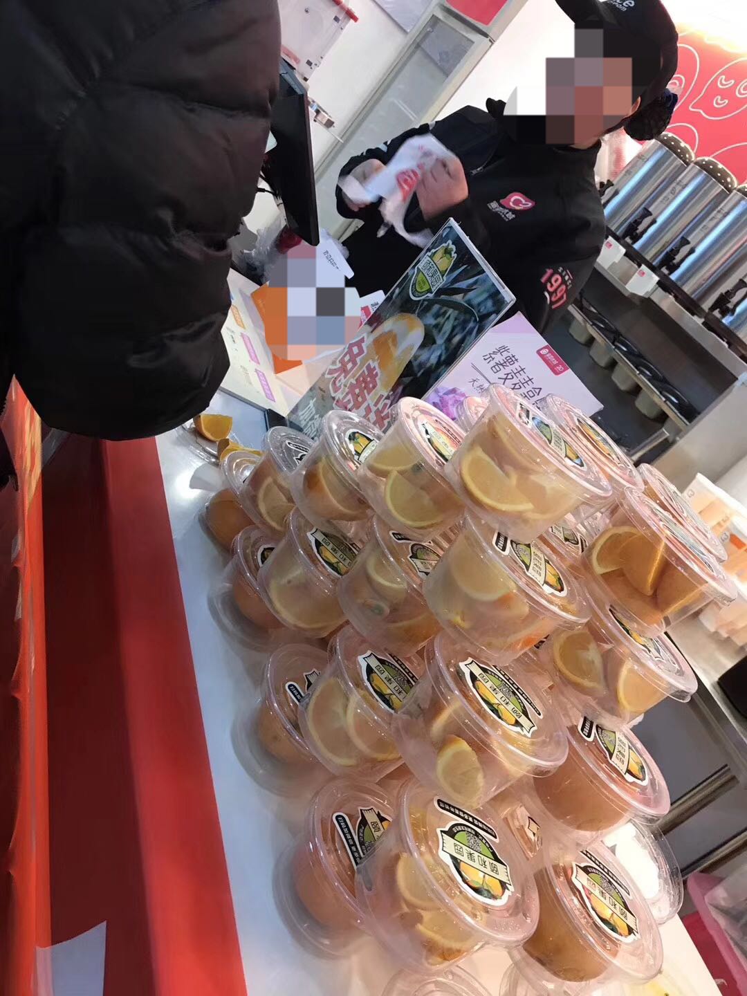 张先生异业合作提供免费礼品，水果农产品，出人出力，置换现场活动一个位置或其他合作