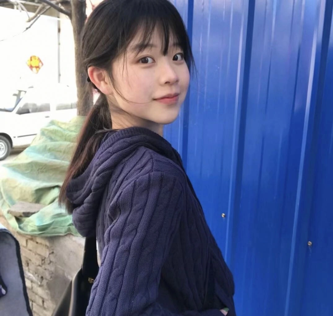 韦女士头像