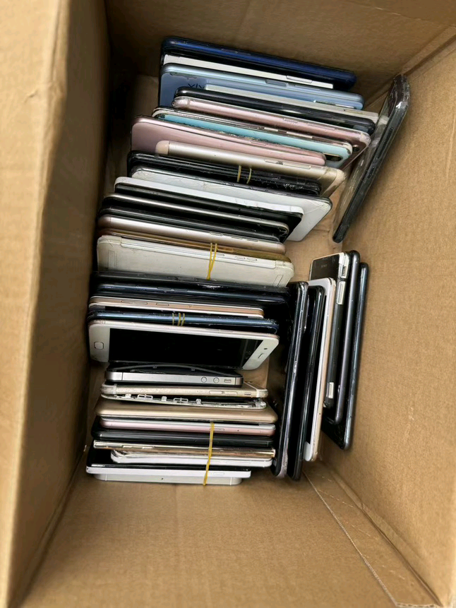 蓝显金其他供需高价回收旧手机 烂手机