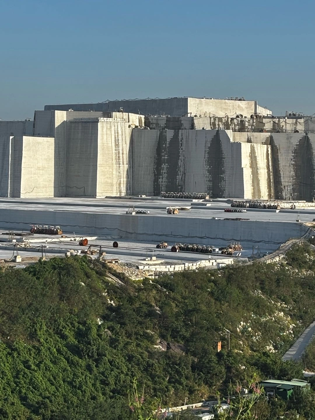 王中山源头矿山直销天然花岗岩石材 园林地铺外墙干挂市政工程 寻中间商合作