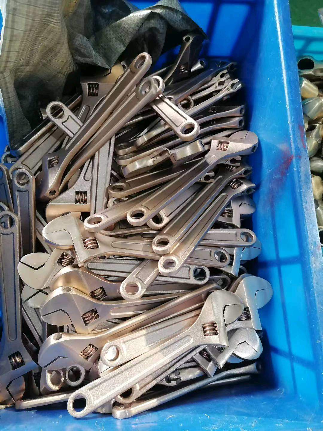 杨志寻求企业采购合作，提供资质齐全防爆工具，支持一件代发，质保一年包换