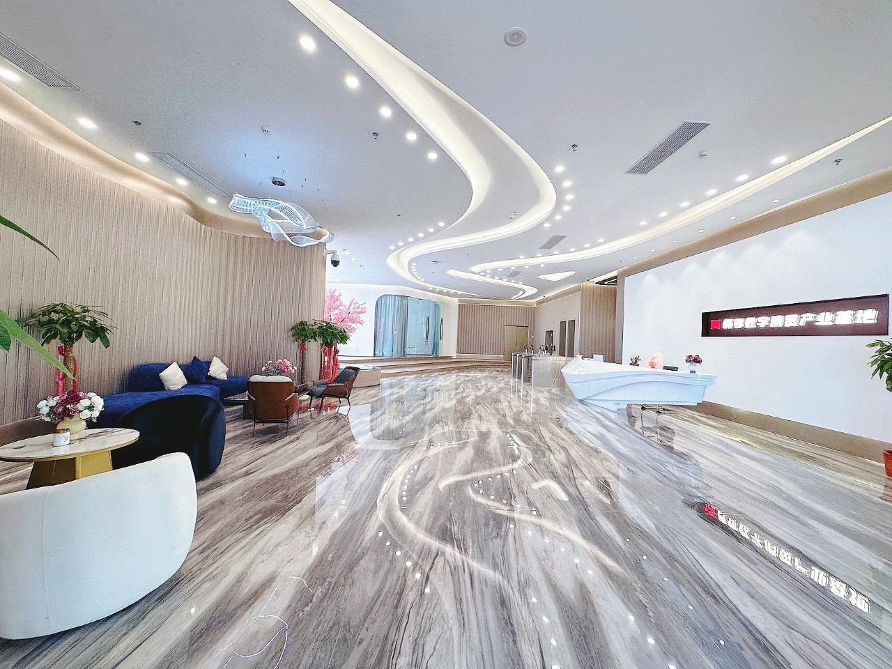 万昌荣app拉新简单注册，低成本可创业