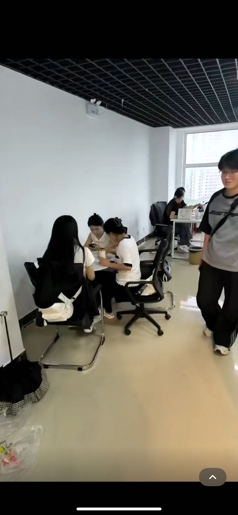 马先生找合伙人APP拉新一手渠道，现在旺季单人产值轻松*纯绿色项目，当天结算