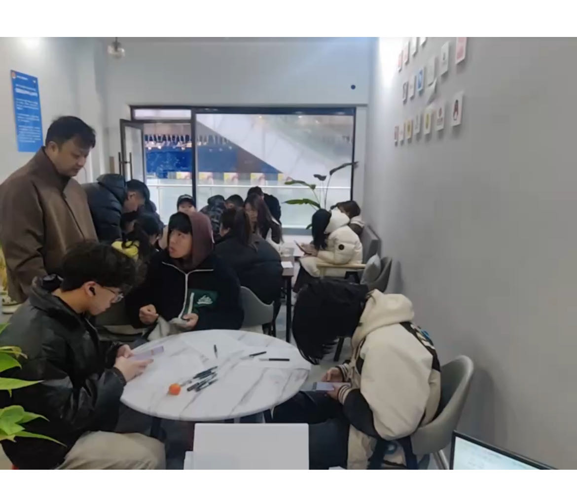 崔光泽找合伙人APP拉新一线工作室，只收徒，不加盟，佣金日结，全程包落地包教会！