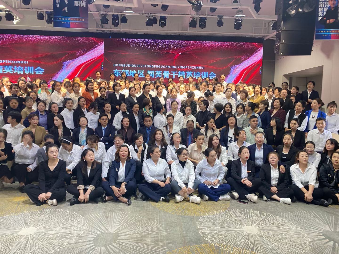 李先生推广团队寻找有实力的移动联通电信校园卡资源，我们有百人团队