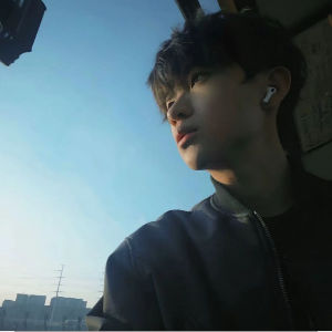 李先生