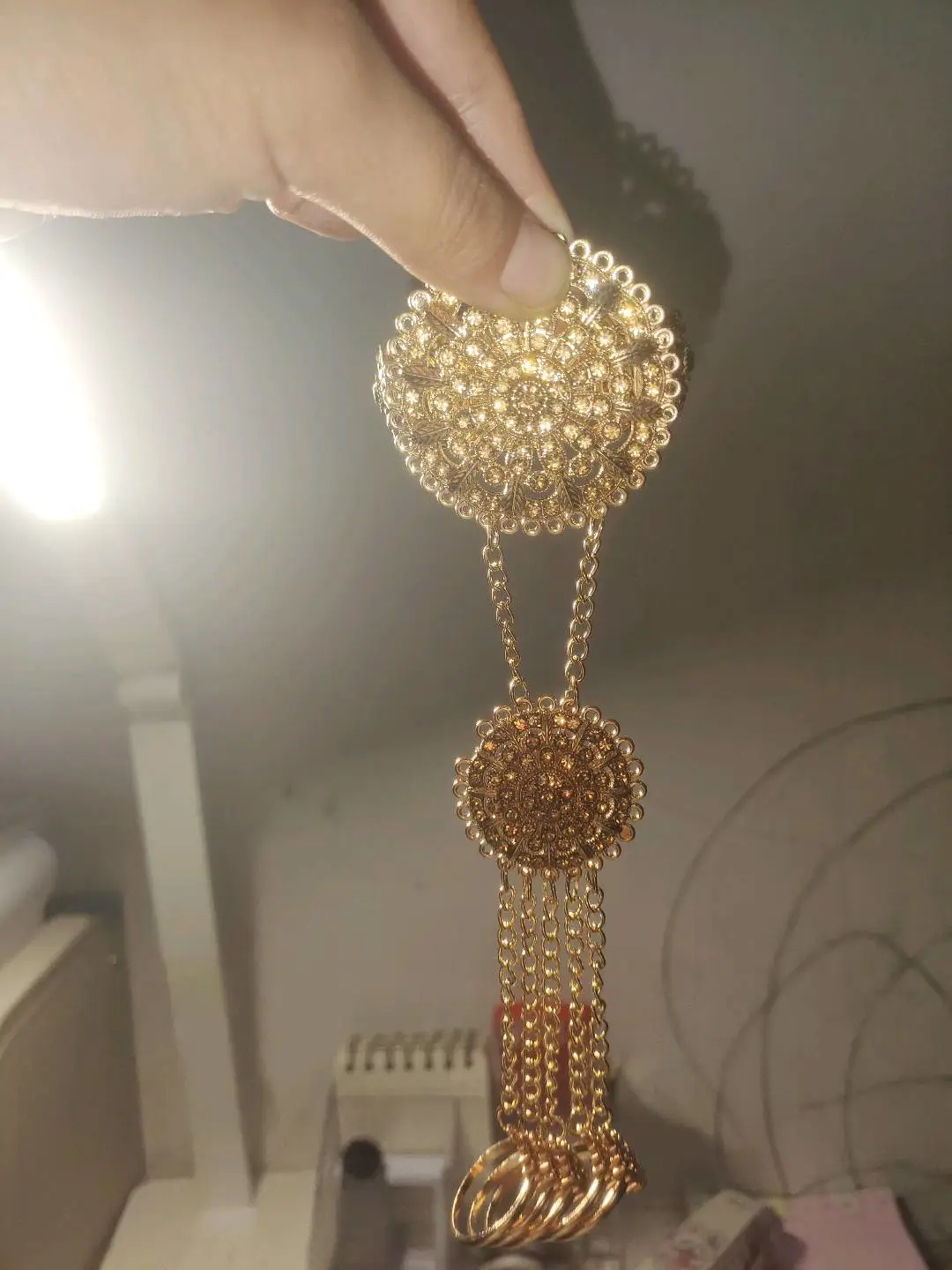 尤盼盼其他供需有人手,想开个手工加工,串珠,挂圈,扩孔,钩针都会