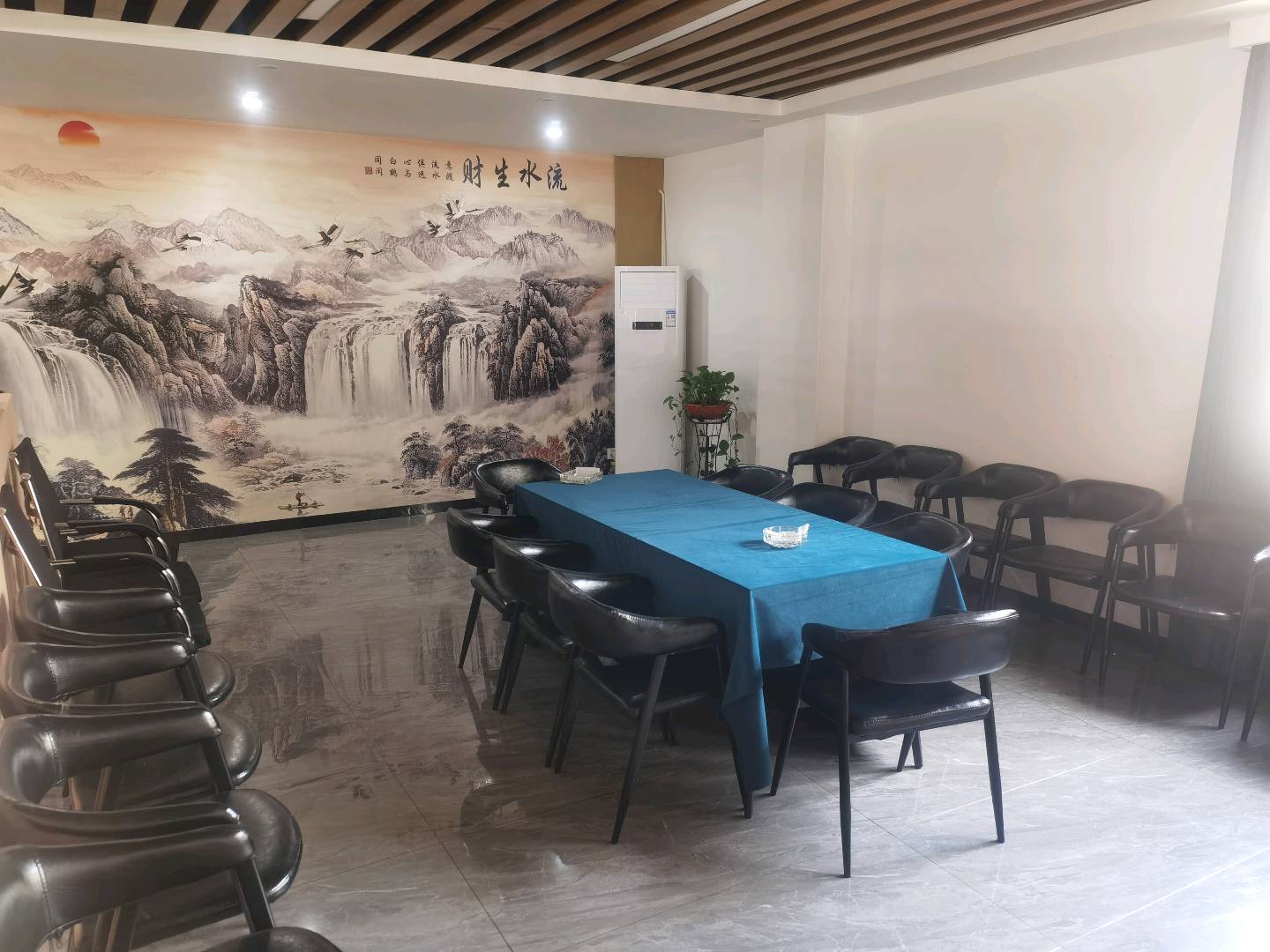 李先生其他供需看视频赚米，有电脑就可以做，0成本，日入*，可扩大工作室