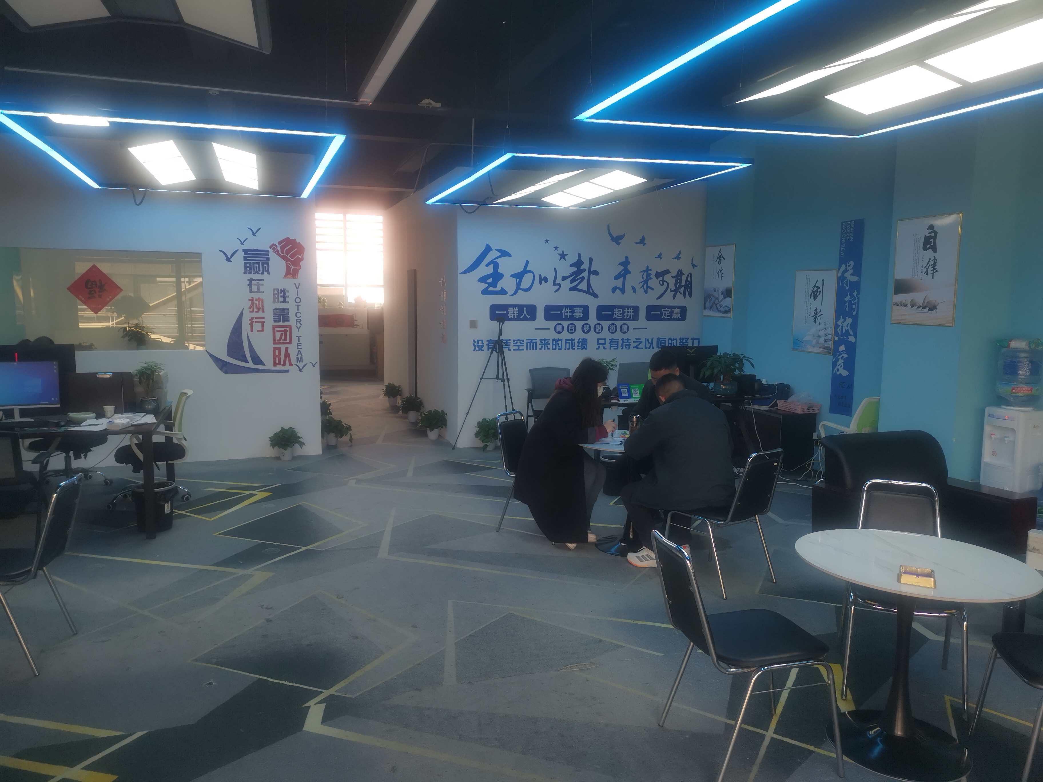 李传民找合伙人*渠道APP拉新项目2500款均价35十当天结算,支持下