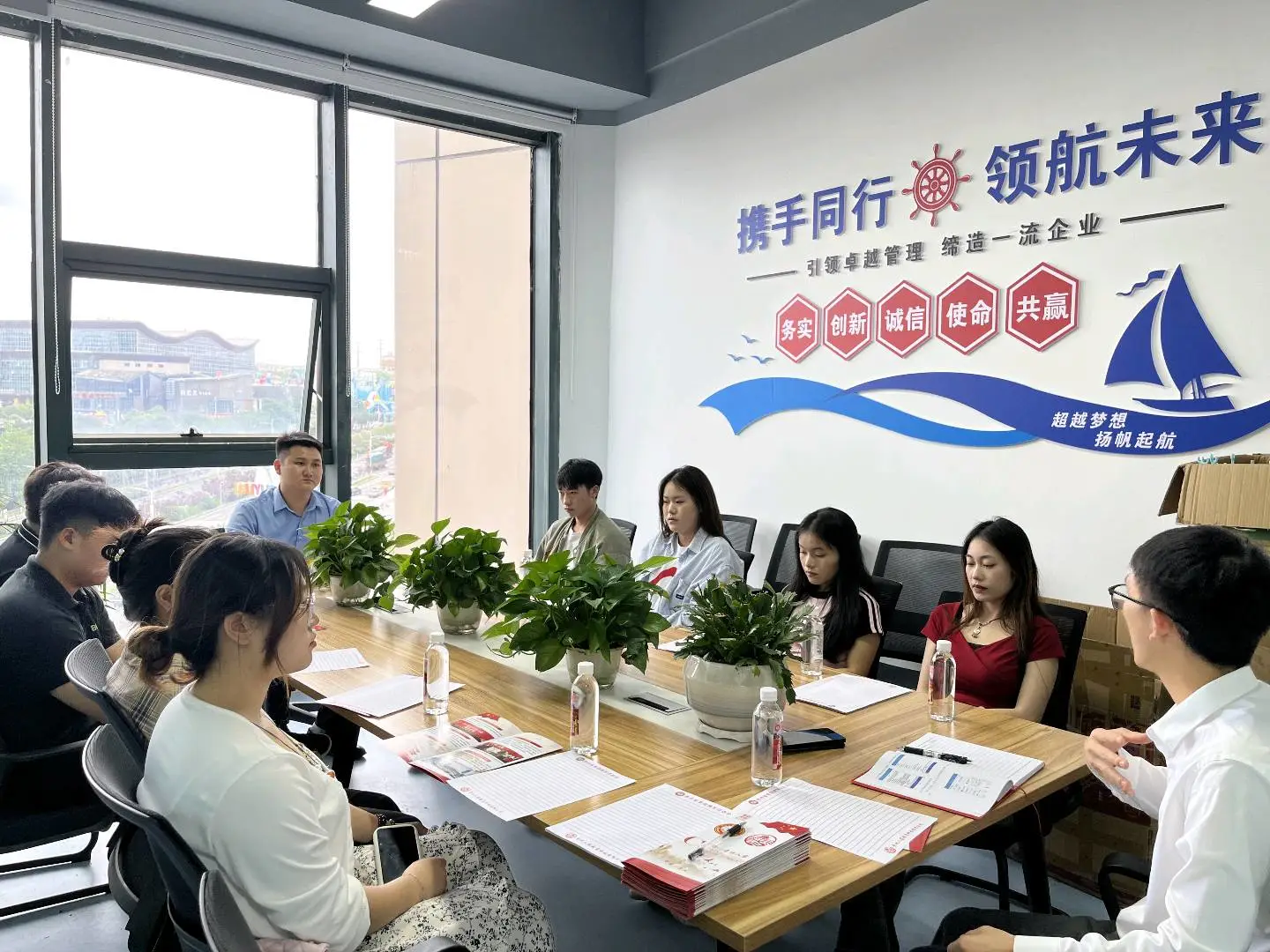 龚先生推广团队大量学校资源寻求项目合作