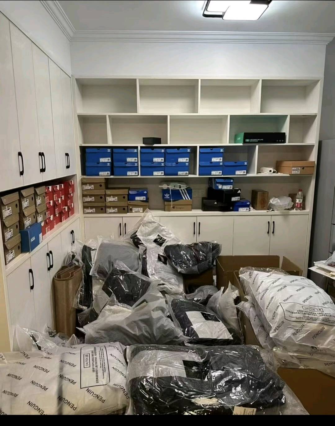 孙先生其他供需得物搬砖线报合作：**资源+高频更新，助力收益提升