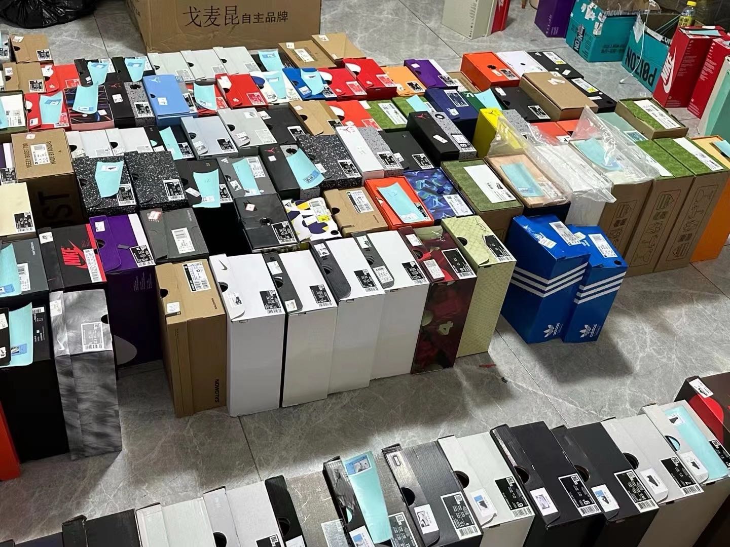 胡先生品牌货源全品类货源整合供应一件代发 某台 某田 某东 某南 挑选优质顶版地区