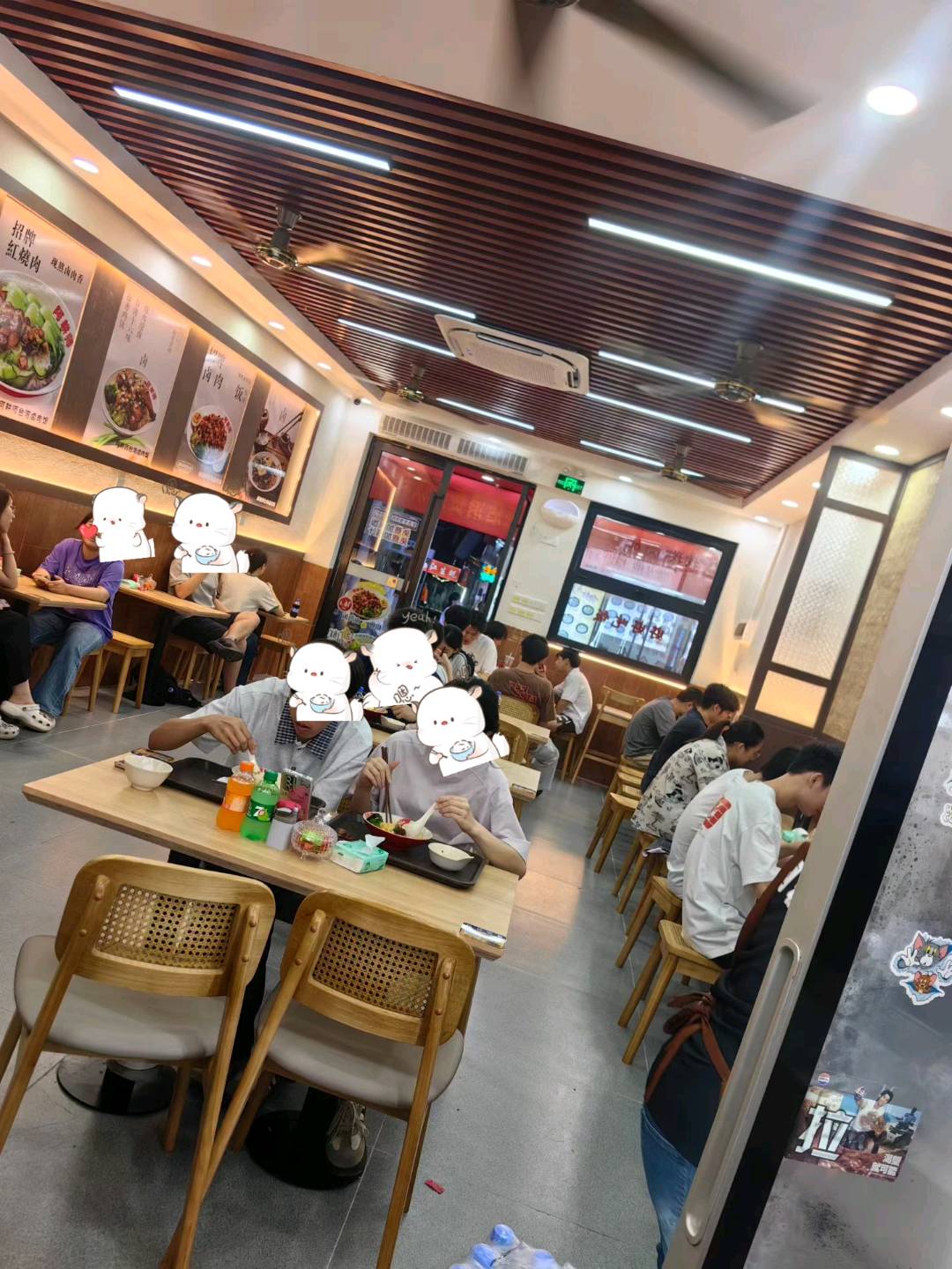 唐林贵提供阿耕师台湾卤肉饭市级代理授权,30万起覆盖一线至海外城市开发权