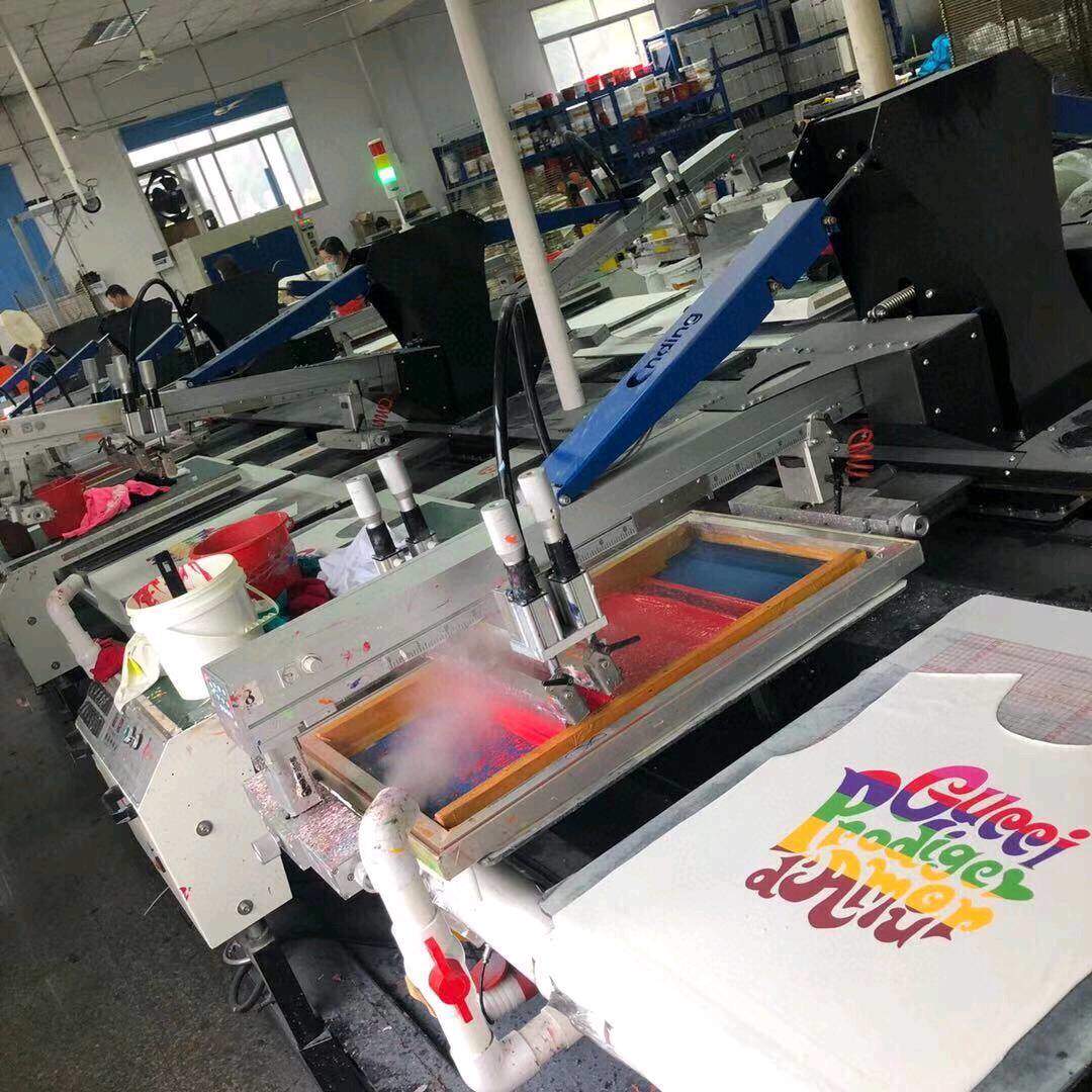 吴海杰找合伙人潮牌服饰一件代发项目合作，对接工厂源头，自由运营，高利润低投入