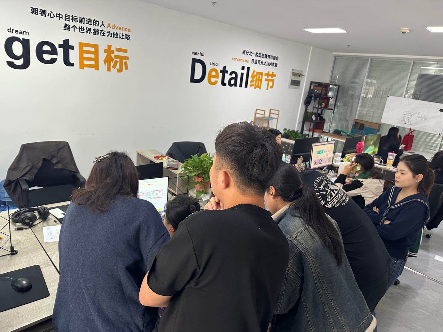 王语其他供需海外流量快速变现，政策支持，一天*包交付落地*