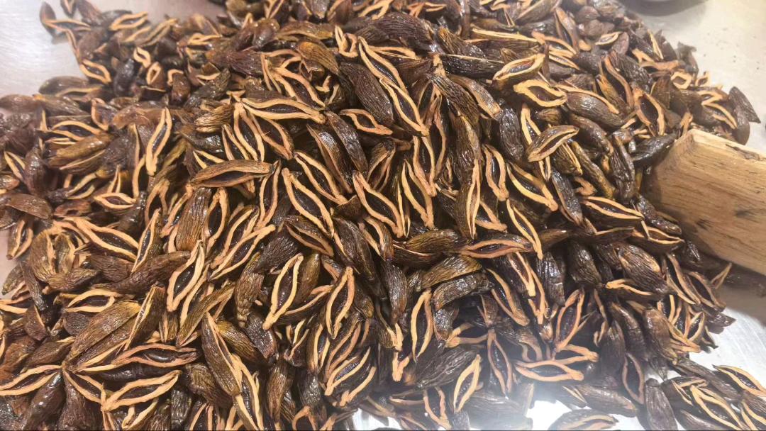 邓先生品牌货源湖南湘潭槟榔源头工厂，各种口味，承接贴牌，代工