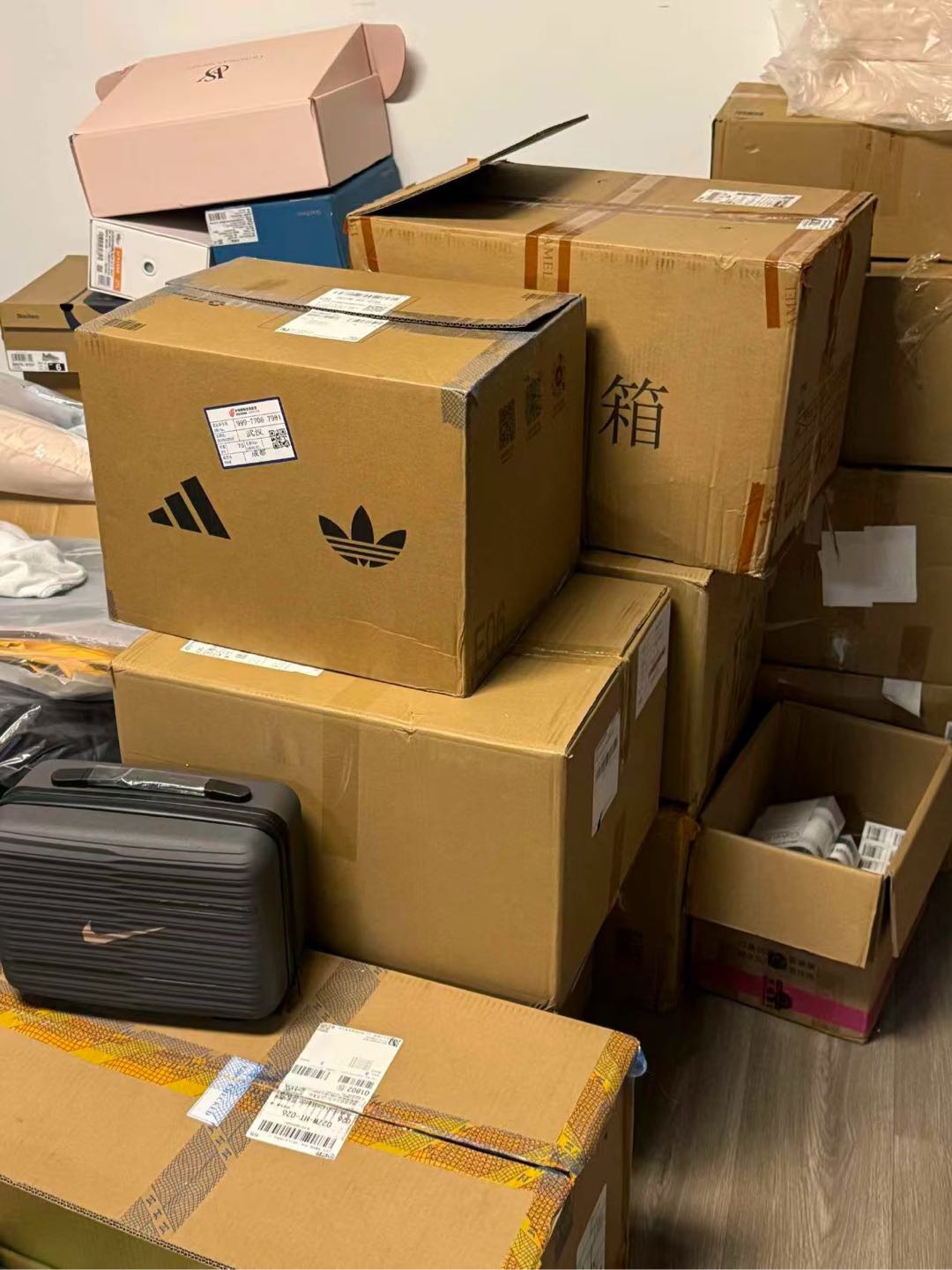 刘先生得物项目搬砖 低买高卖赚差价形式 一单利润*无门槛