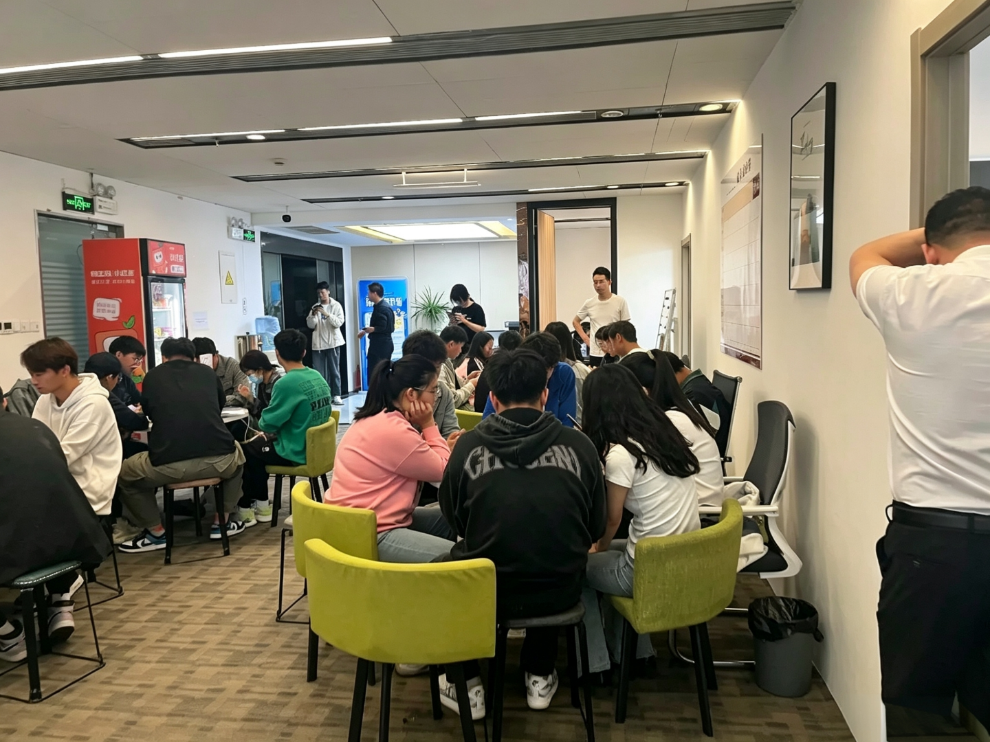 贺先生找合伙人