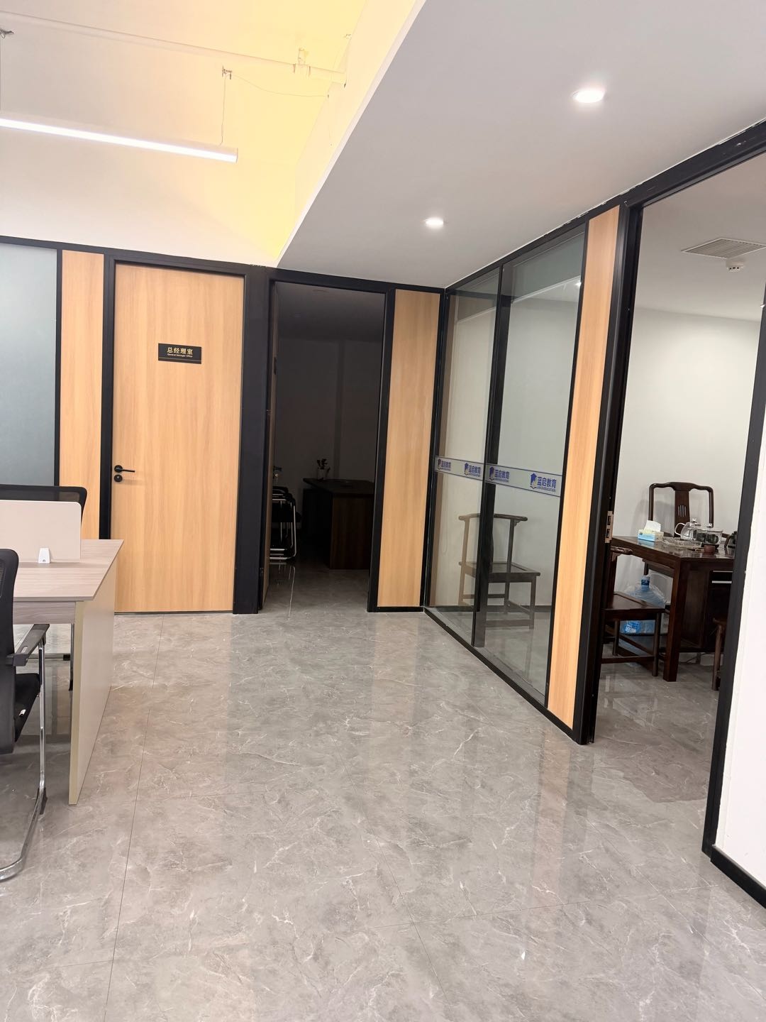 古向婷App 拉新一手渠道，佣金日结 包落地 可线下来看