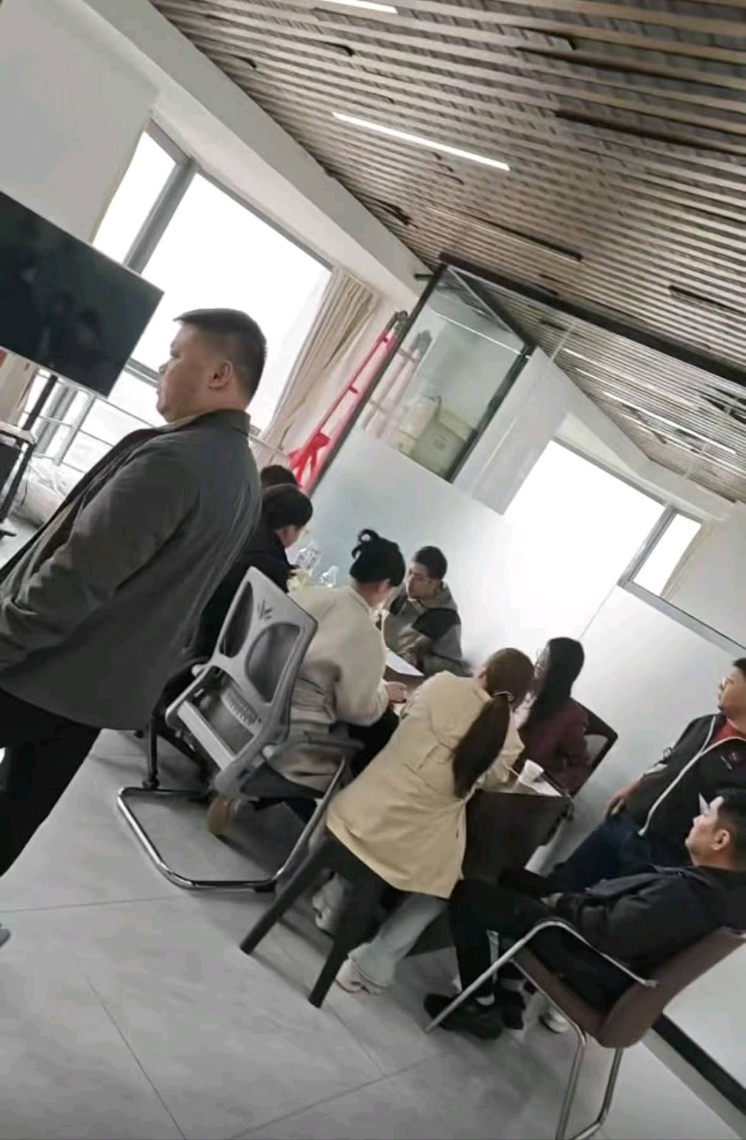 王振博APP拉新工作室 只收徒 不加盟 单子均价30+佣金当天立返！包落地！