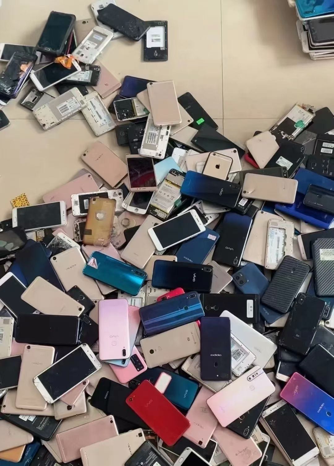 高明其他供需高价回收 报废机 工作机