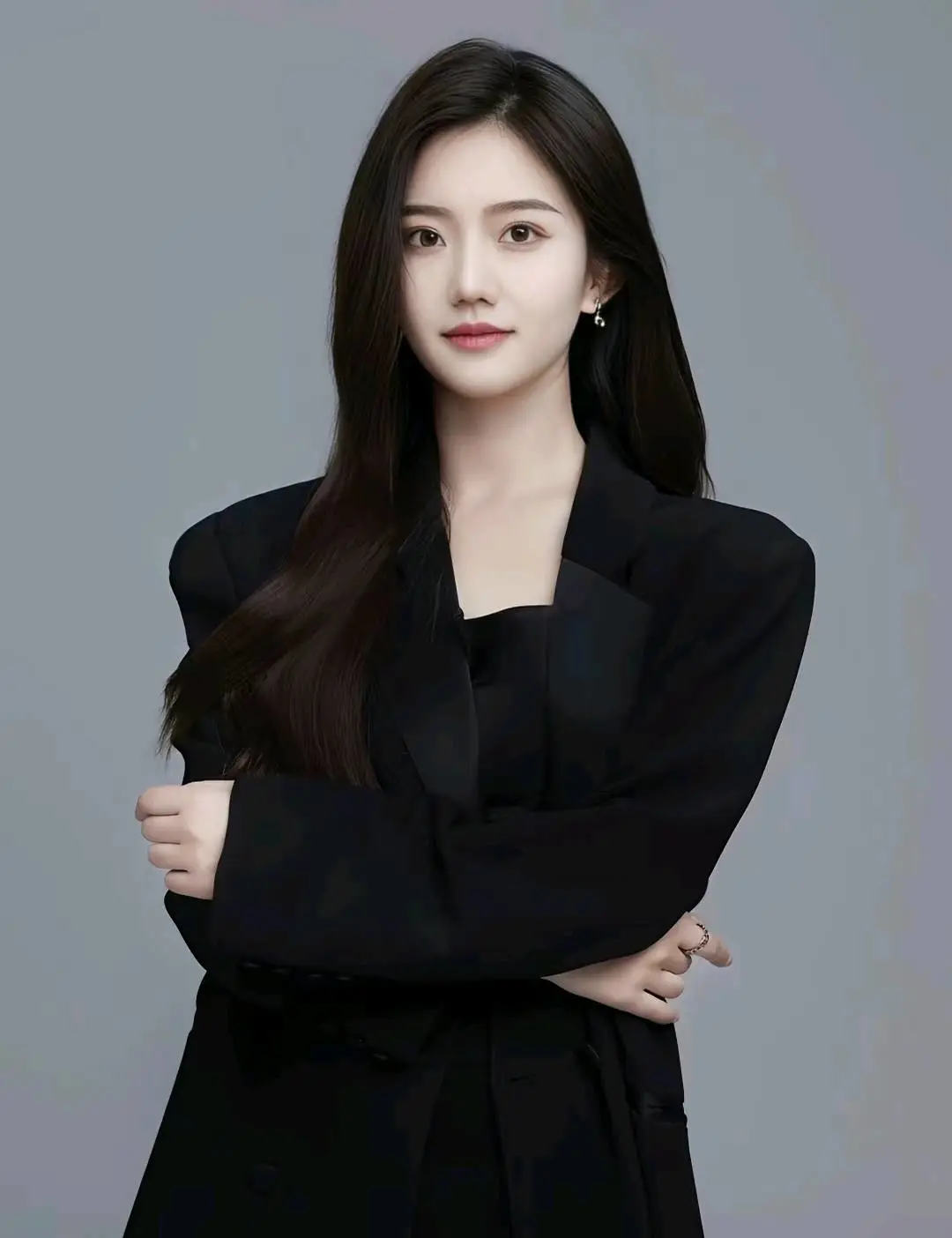 董女士