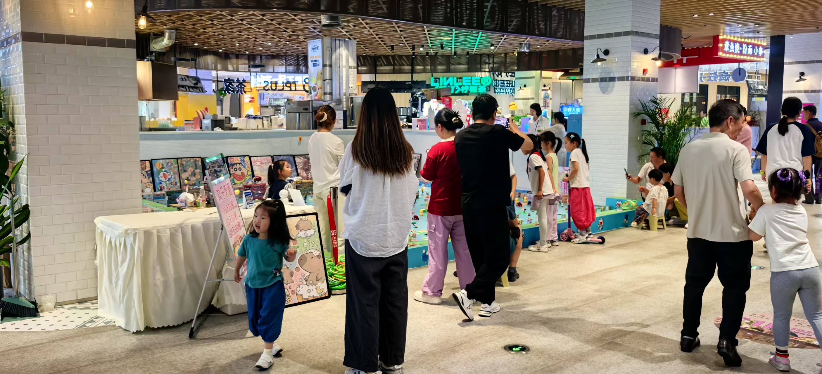 邵肖宁其他供需盲盒、二次元手办合伙人