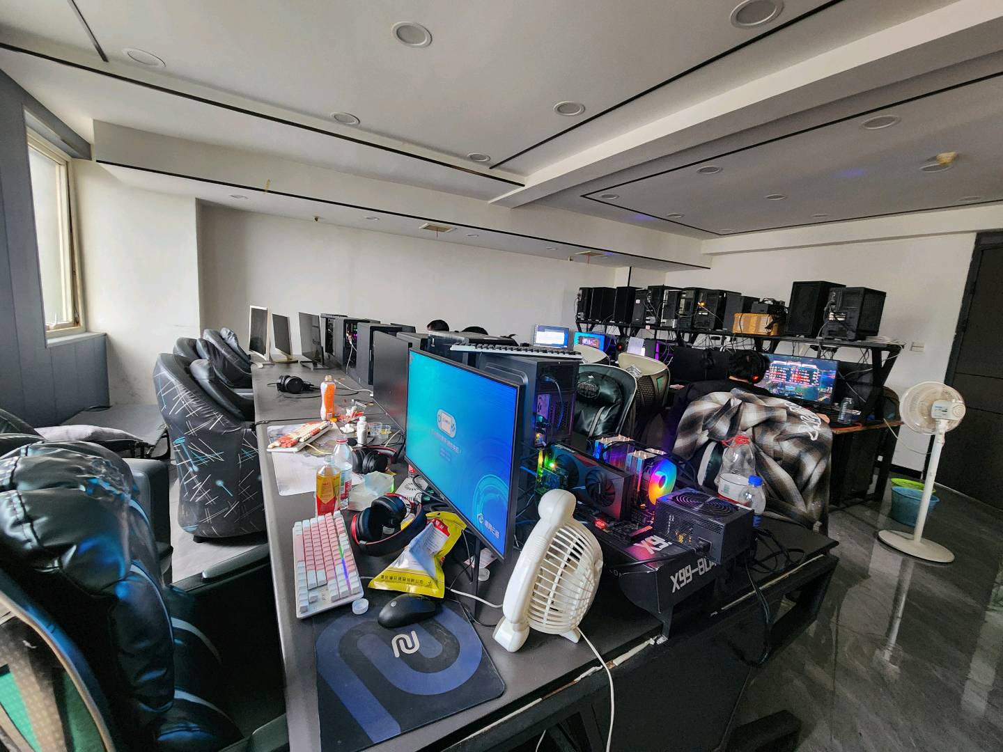 李硕成找合伙人