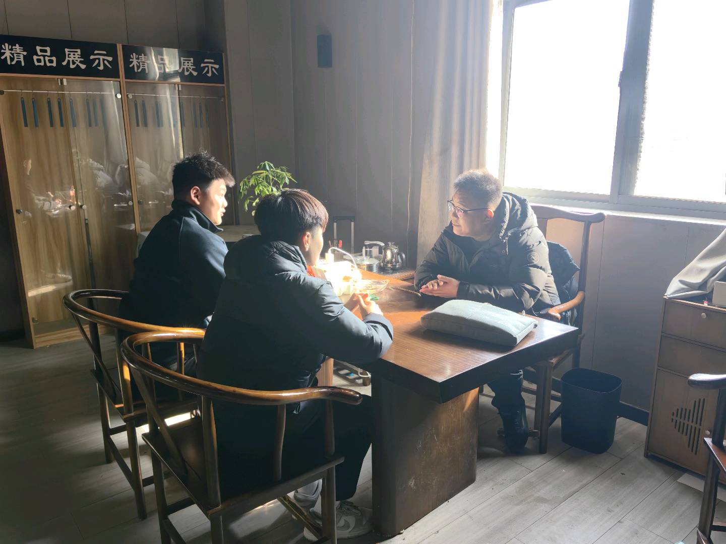 张方历找合伙人app拉新工作室一线工作室只收徒不加盟全程陪跑佣金立返