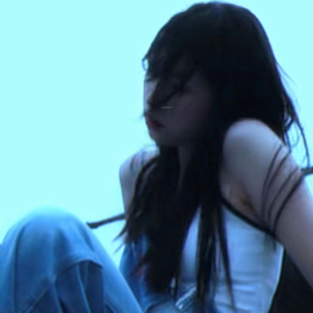 余女士