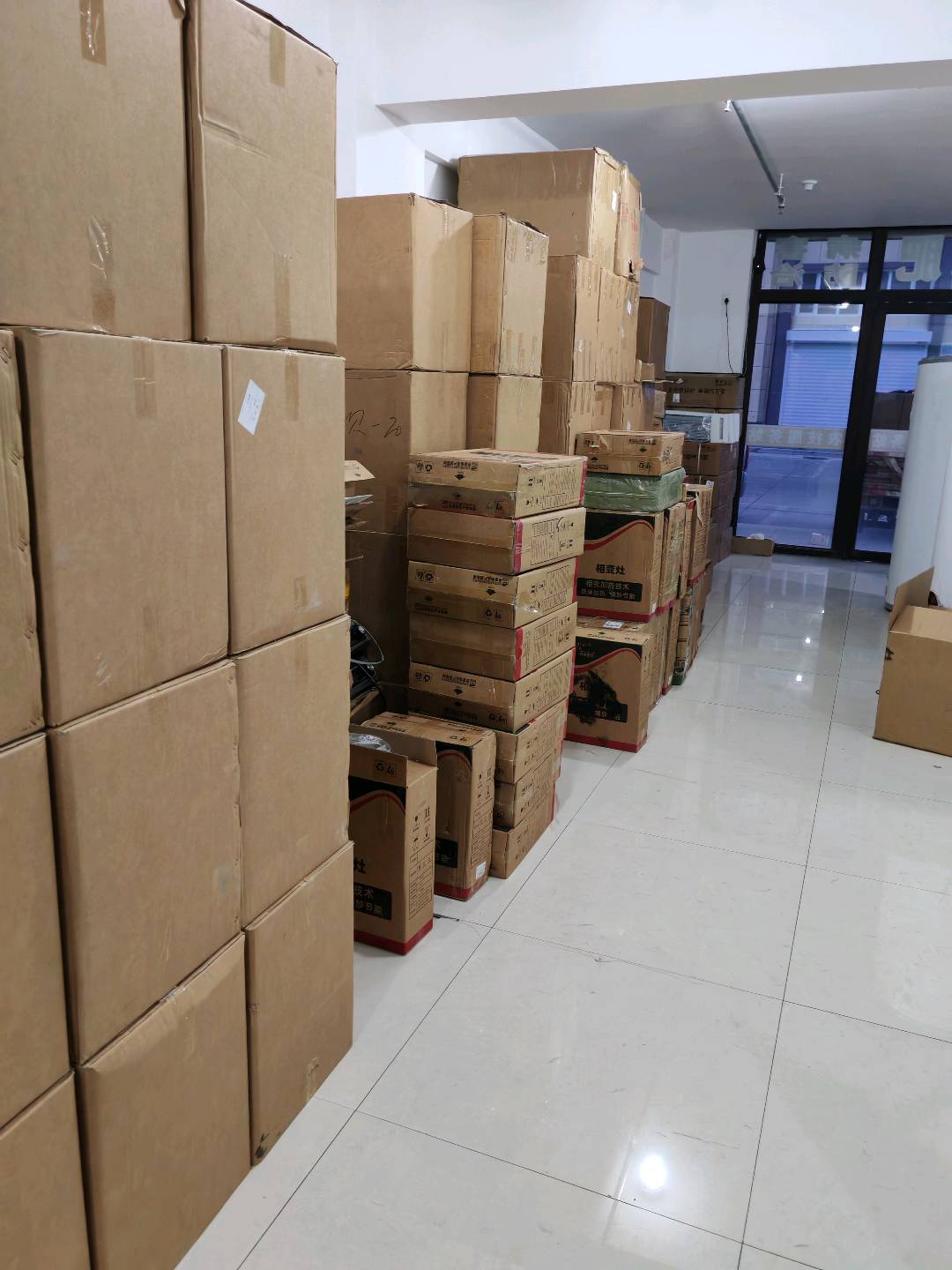 鲍振龙其他供需适合各界人士兼职全职都可以，新创业项目