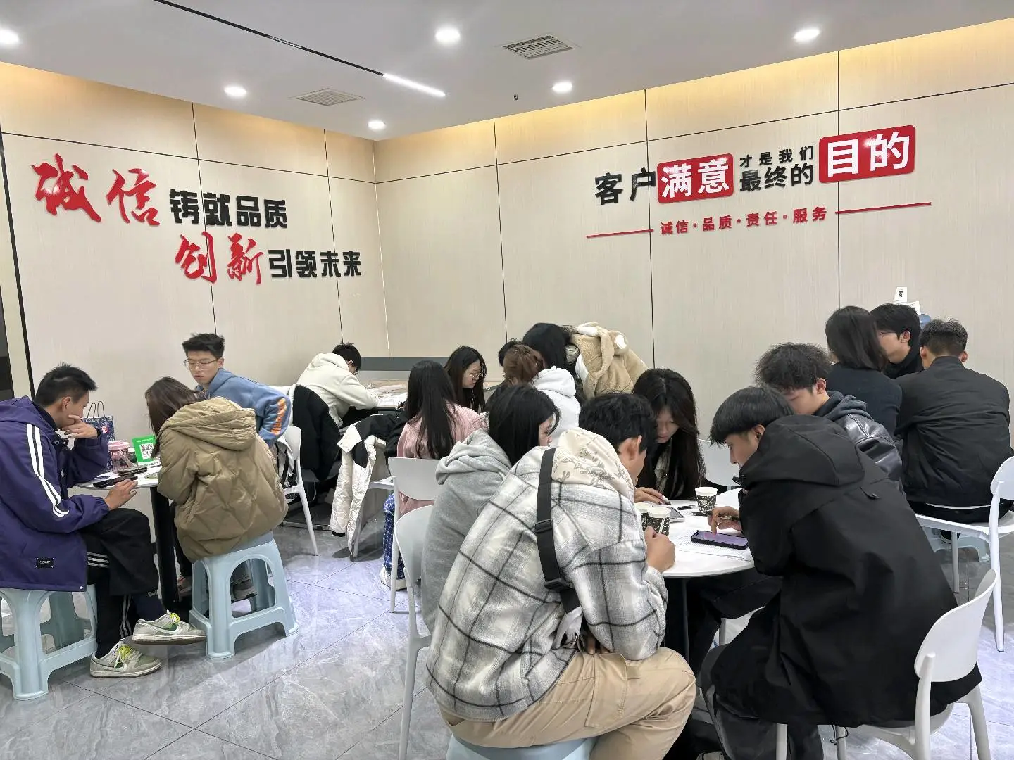 韩先生找合伙人APP拉新,重交付,学会再走,无加盟费,真正落地!
