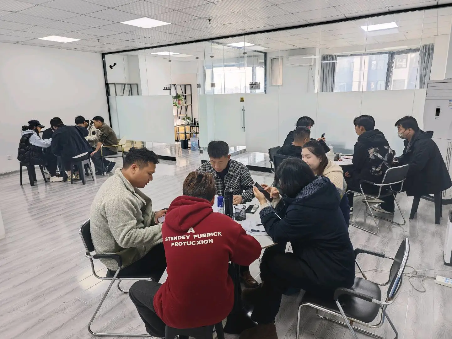 刘先生APP拉新工作室一线工作室只收徒不加盟全程陪跑 佣金立返