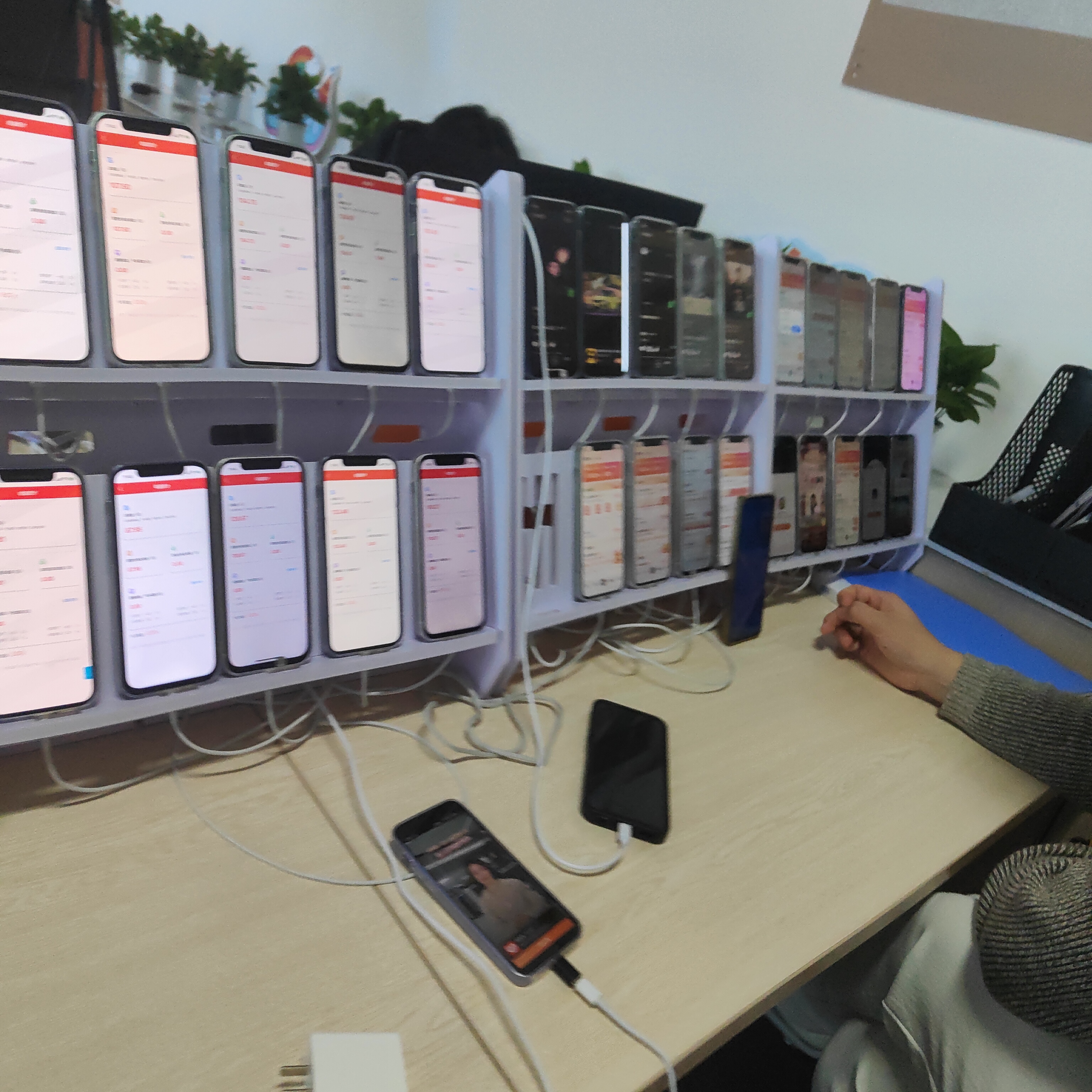 梁先生找合伙人