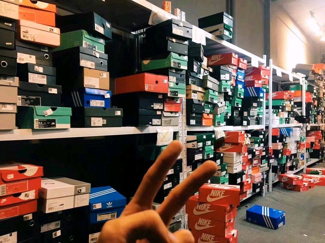 代兴旺品牌货源莆田，源头工厂，提供一件代发，各类球鞋，潮服，轻奢