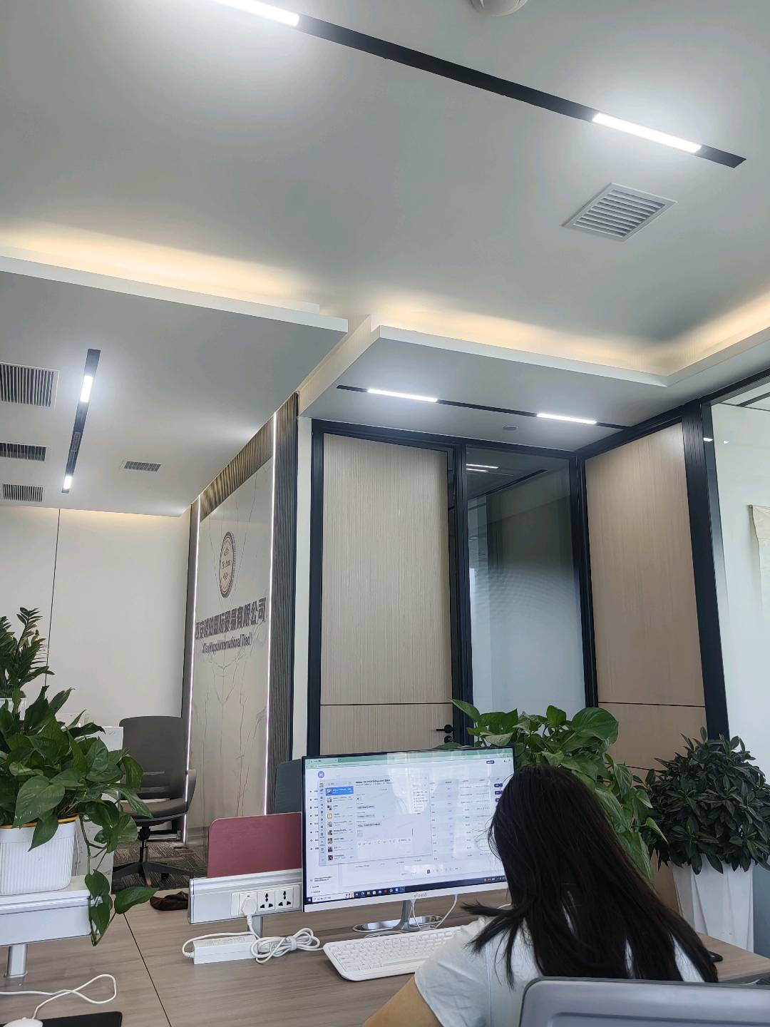 石婷婷找合伙人西安本地跨境团队招合伙人，半托管模式，轻资产入局