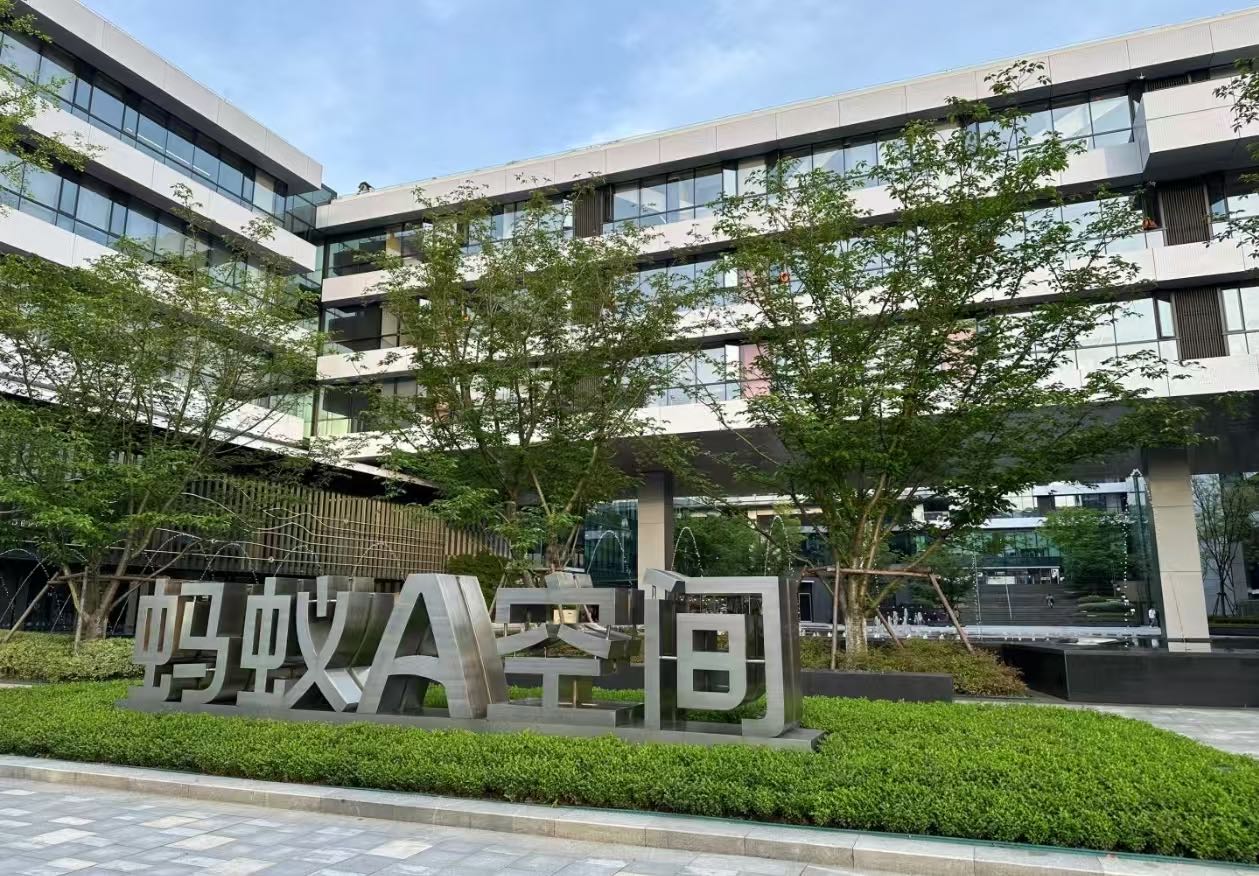 王晓鹏掌银支付宝碰一碰铺设，底薪*分润+分红