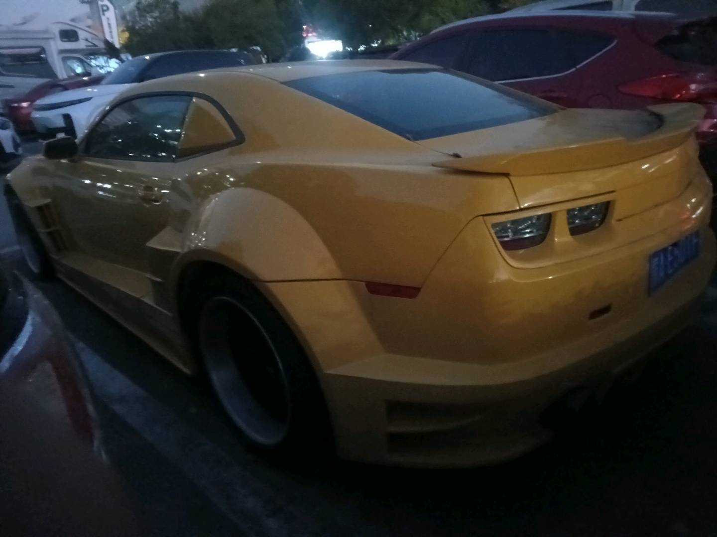 蔡亚飞找合伙人有想在杭州做汽车改装超跑维修店,跟新能源改装维修吗,目前差资金