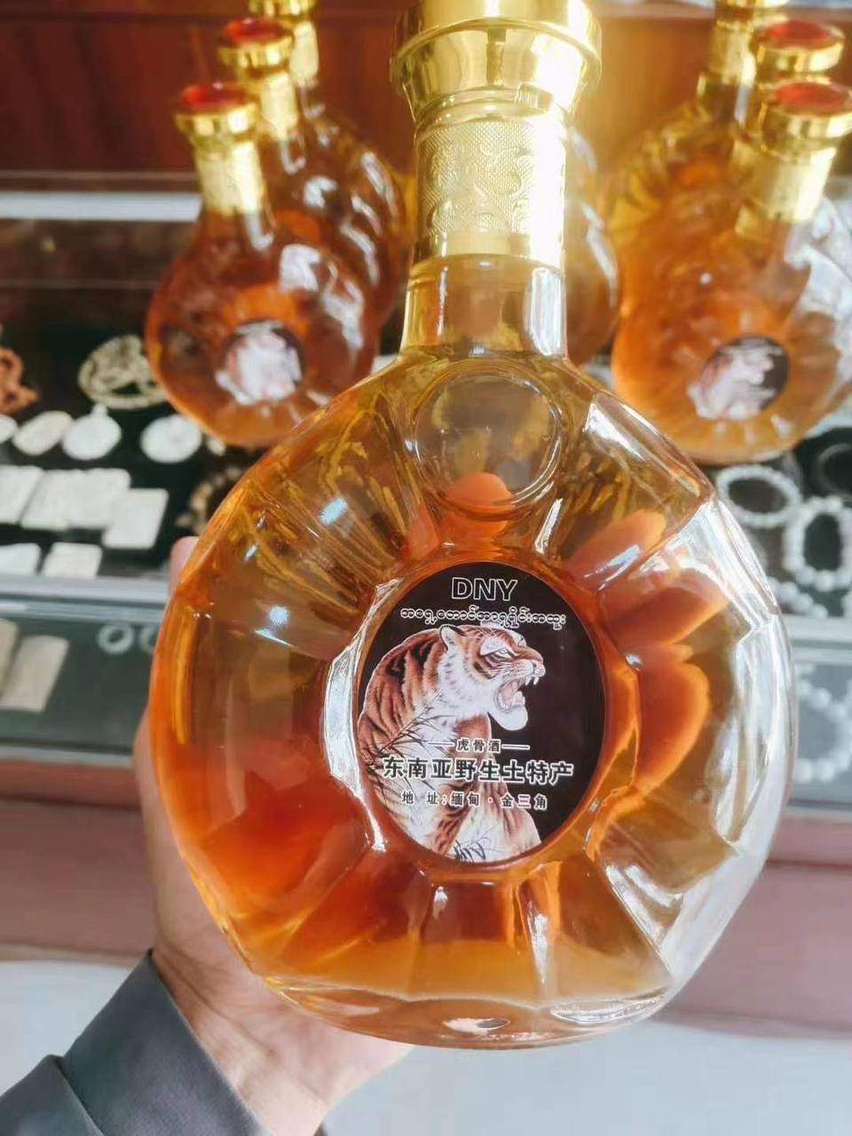 韩晋升品牌货源源自东南亚保健酒品虎骨酒