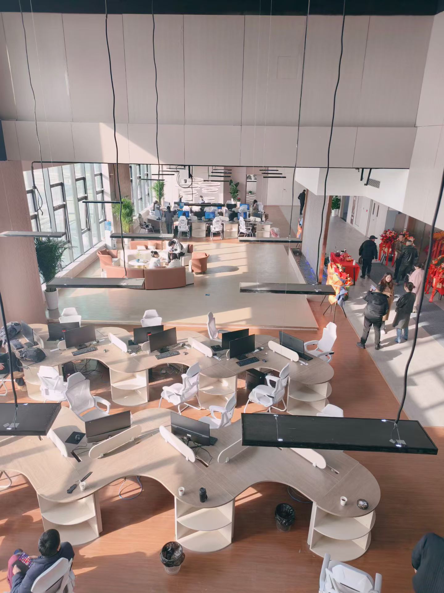 李先生找合伙人线上大药房 全托管联营 有实力的来 非诚勿扰