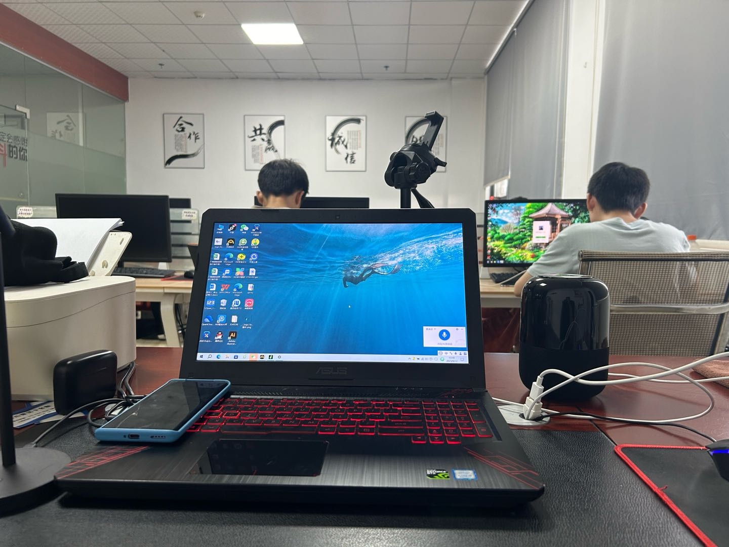 王先生推广团队有7-8名人员， 场地工作室不知道干啥好有推荐合作的吗