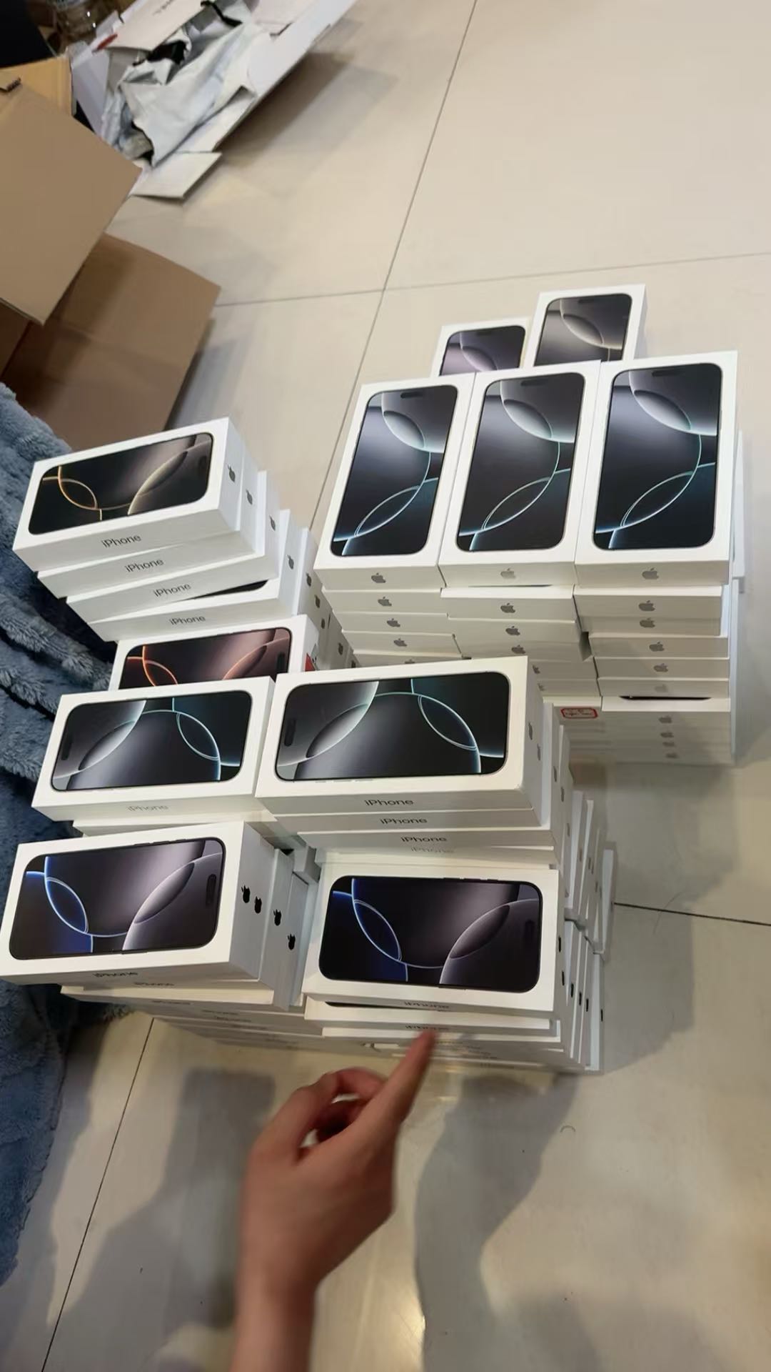 胡先生其他供需平台每天会不定时发送大量优惠卷，利用我们的线报购买商品