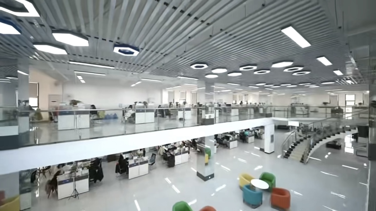 方星雨找合伙人诚招电商客服外包代理加盟，提供专业培训与店铺资源，寻求长期稳定合作