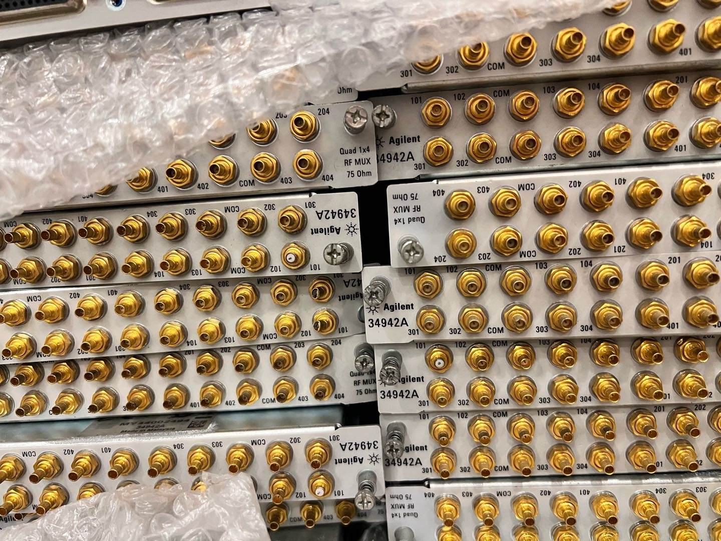 许先生电脑主板主机显示器收购手机配件主板回收机器人回收ｉｃ