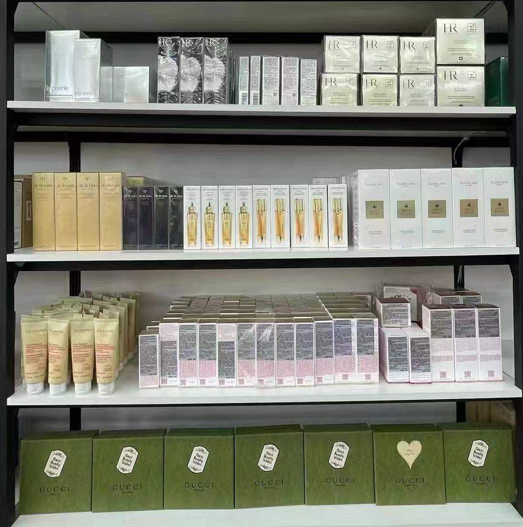 杨瑞聪品牌货源美妆，百货，服饰，鞋类，一手货源