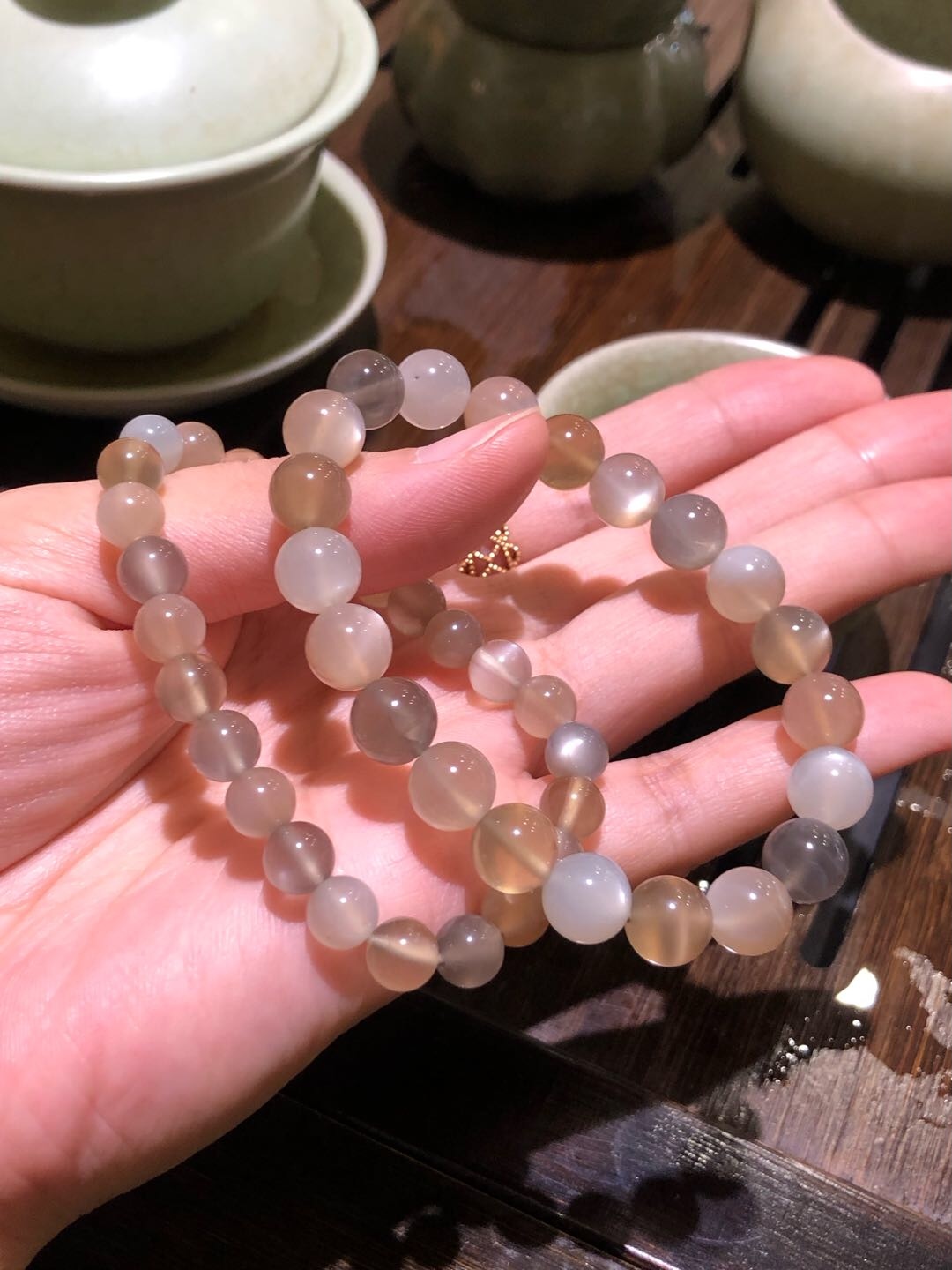 欧女士品牌货源天然水晶库存几十种类型，可供国内外商家或代理！寻求合作！