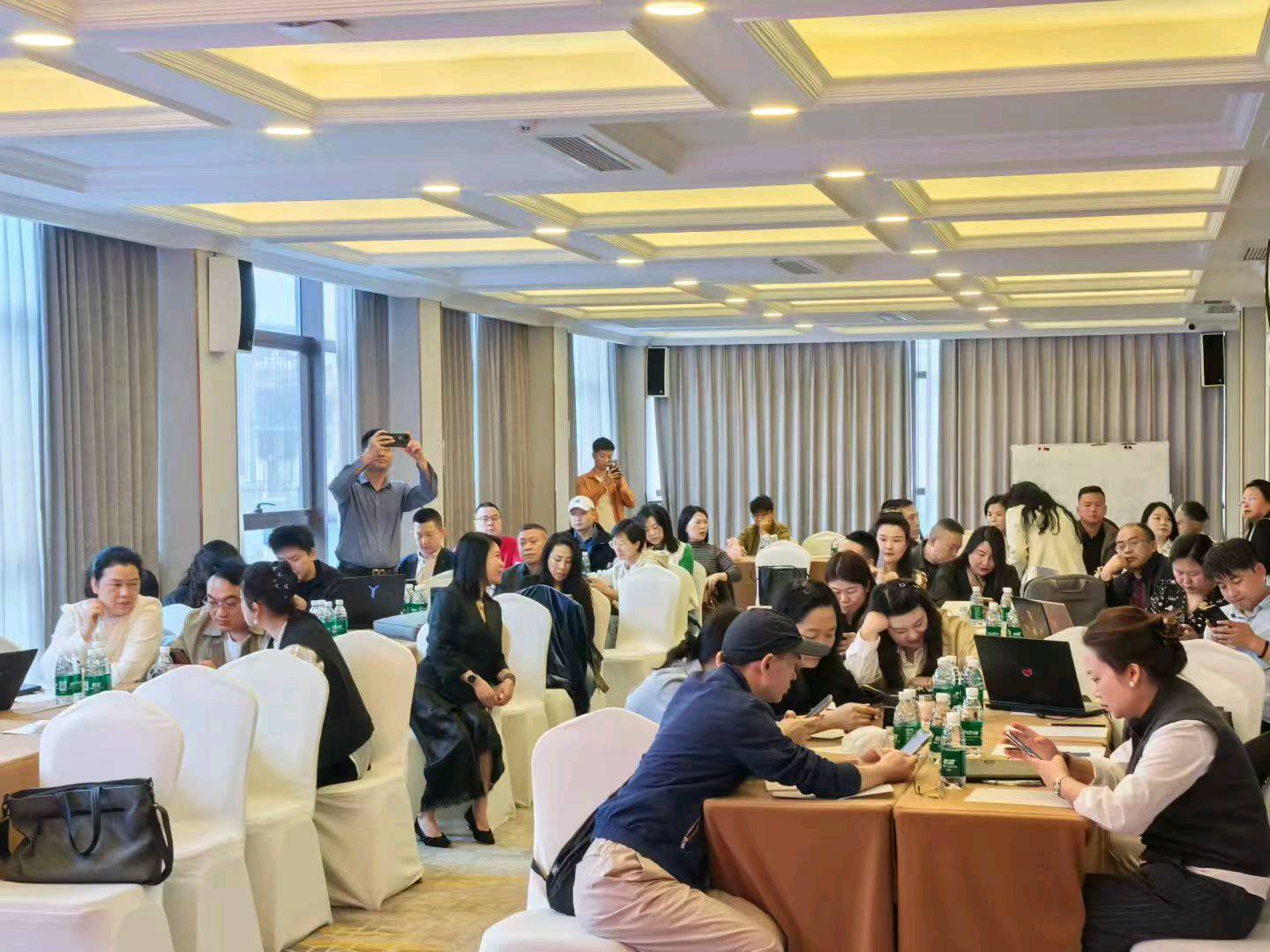 王天其他供需app拉新官方直签渠道，两年大平台寻找各类推手