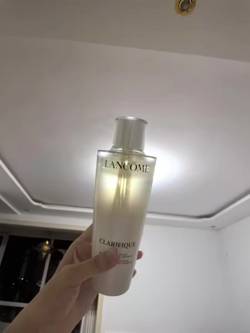 胡家银品牌货源提供轻奢品货源，支持一件代发，七天无理由退货退款