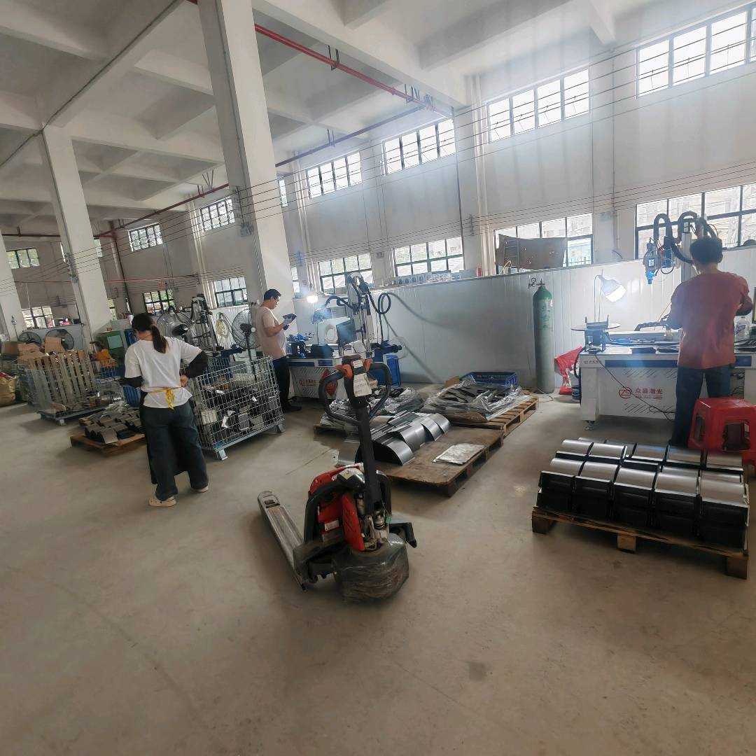 陈杰文其他供需提供五金钣金铁艺定制化加工服务，质量货期准时，寻求五金加工合作项目
